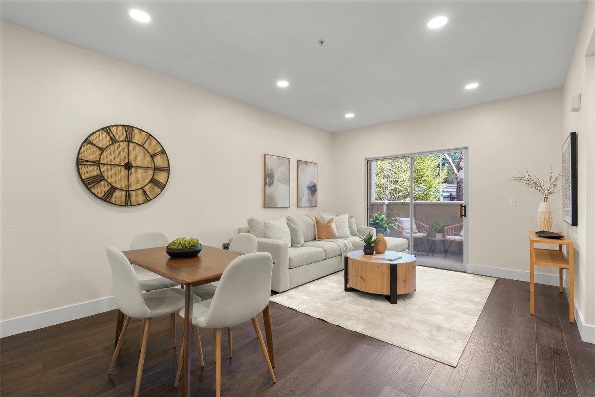 Detail Gallery Image 5 of 16 For 2255 Showers Dr #124,  Mountain View,  CA 94040 - 1 Beds | 1 Baths