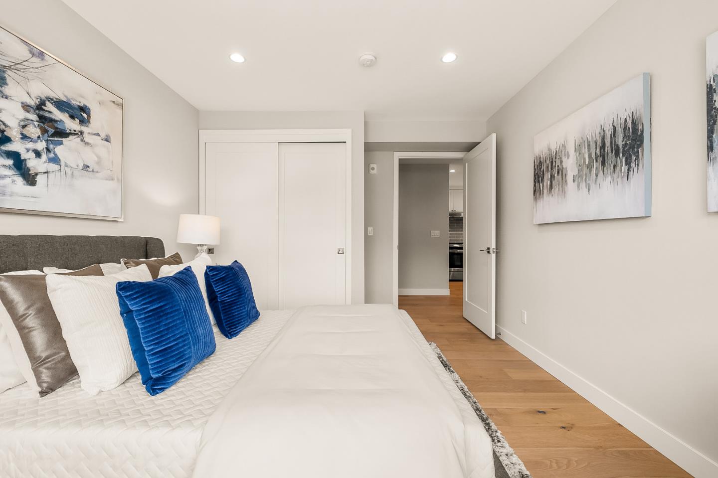 Detail Gallery Image 16 of 19 For 30 Hermosa Ave #202,  Millbrae,  CA 94030 - 2 Beds | 2 Baths