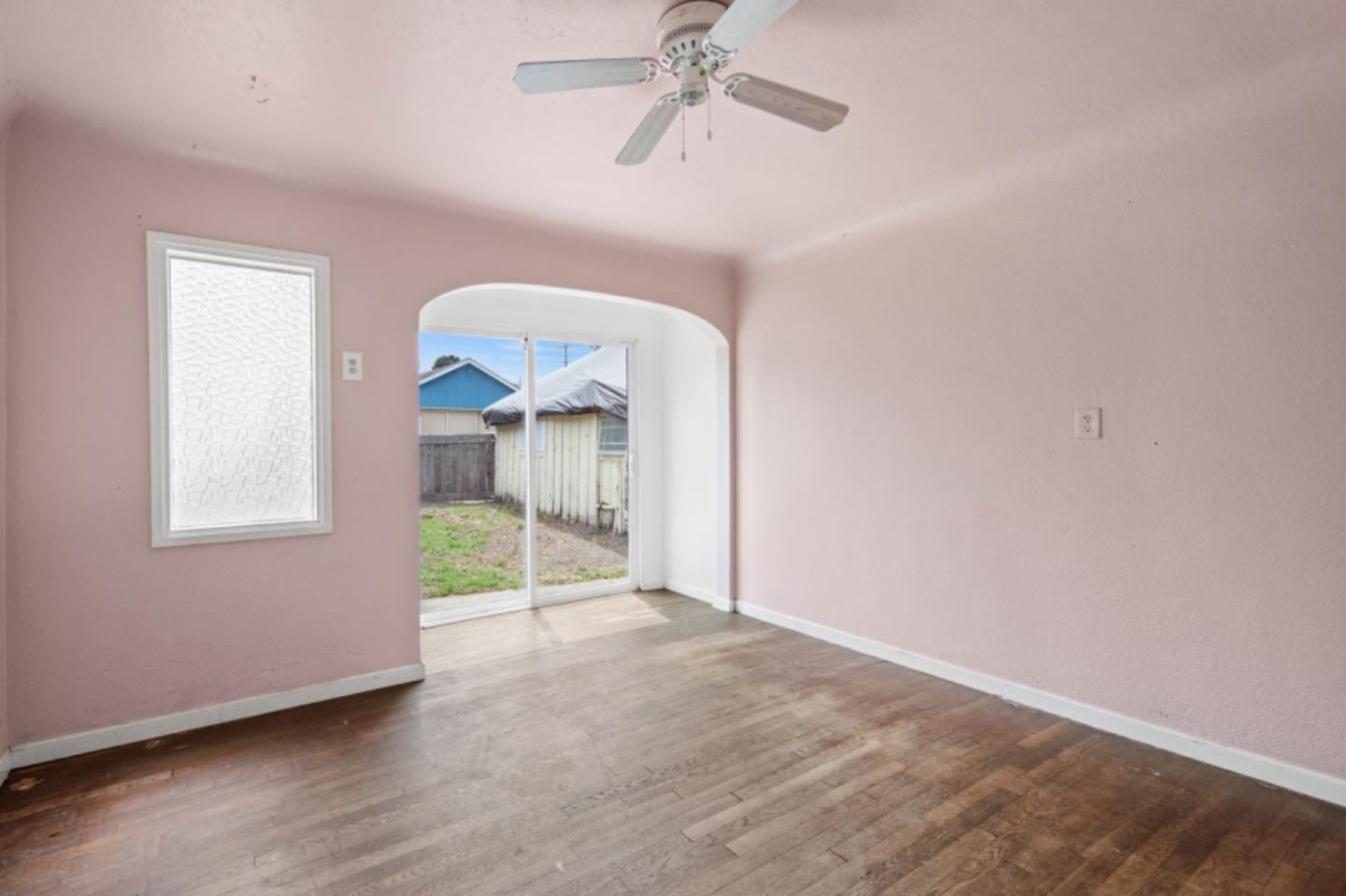 Detail Gallery Image 21 of 32 For 508 4th St, Pacific Grove,  CA 93950 - 2 Beds | 1 Baths