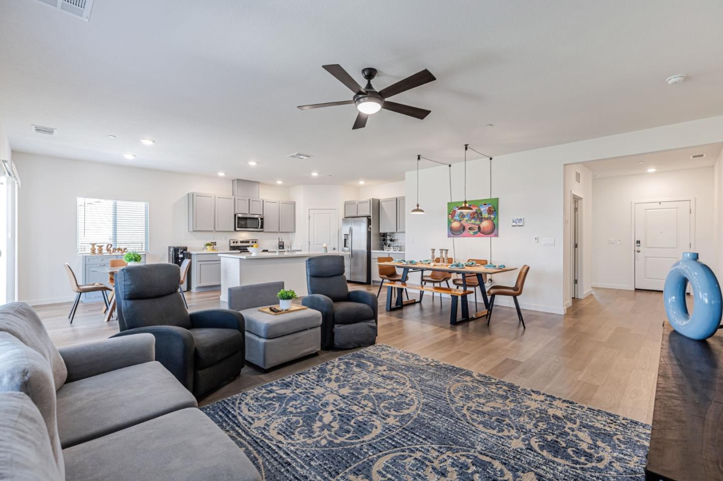 Detail Gallery Image 18 of 30 For 4840 Ambrosia Ct, Roseville,  CA 95747 - 3 Beds | 2 Baths
