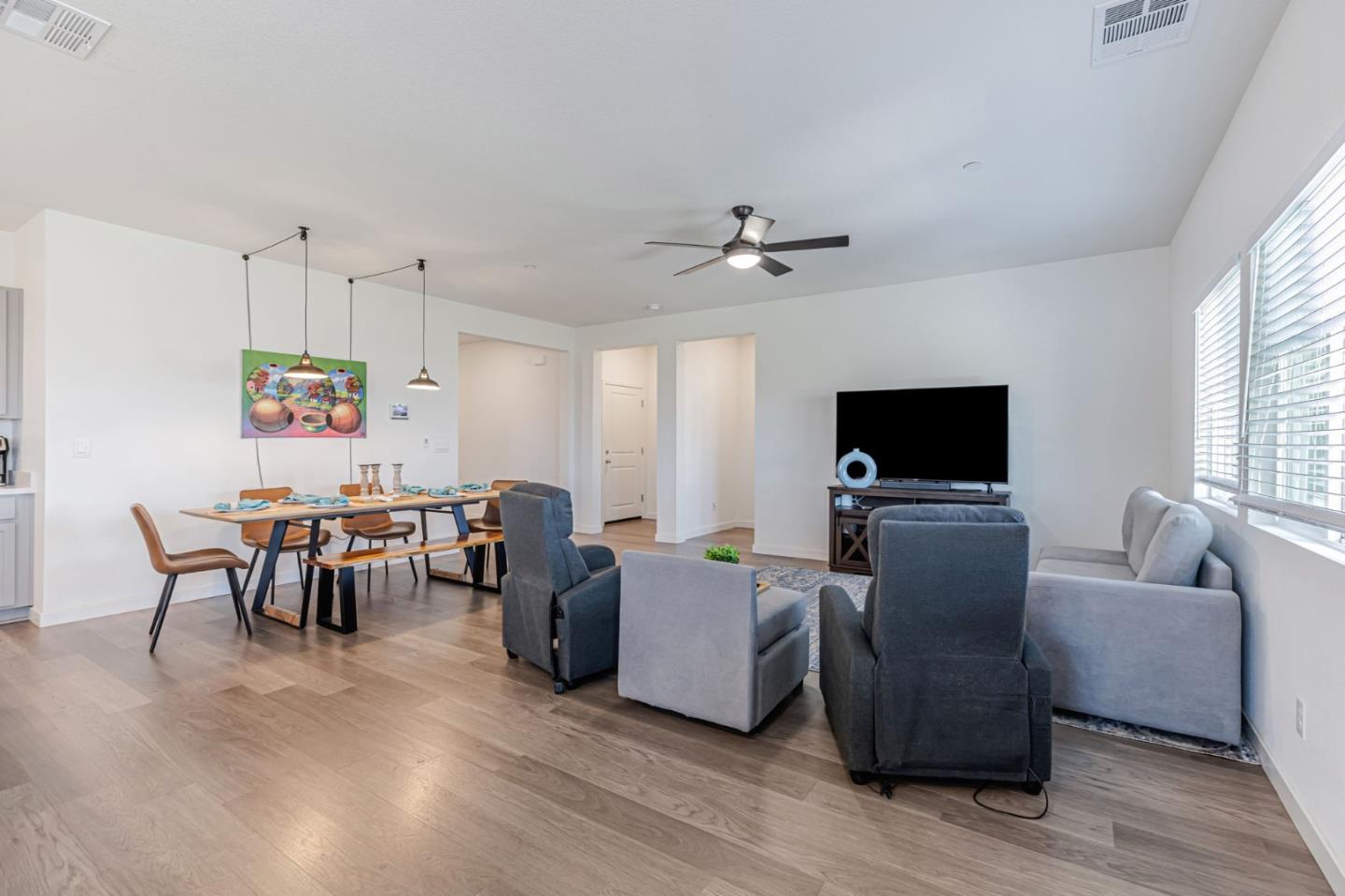 Detail Gallery Image 19 of 30 For 4840 Ambrosia Ct, Roseville,  CA 95747 - 3 Beds | 2 Baths