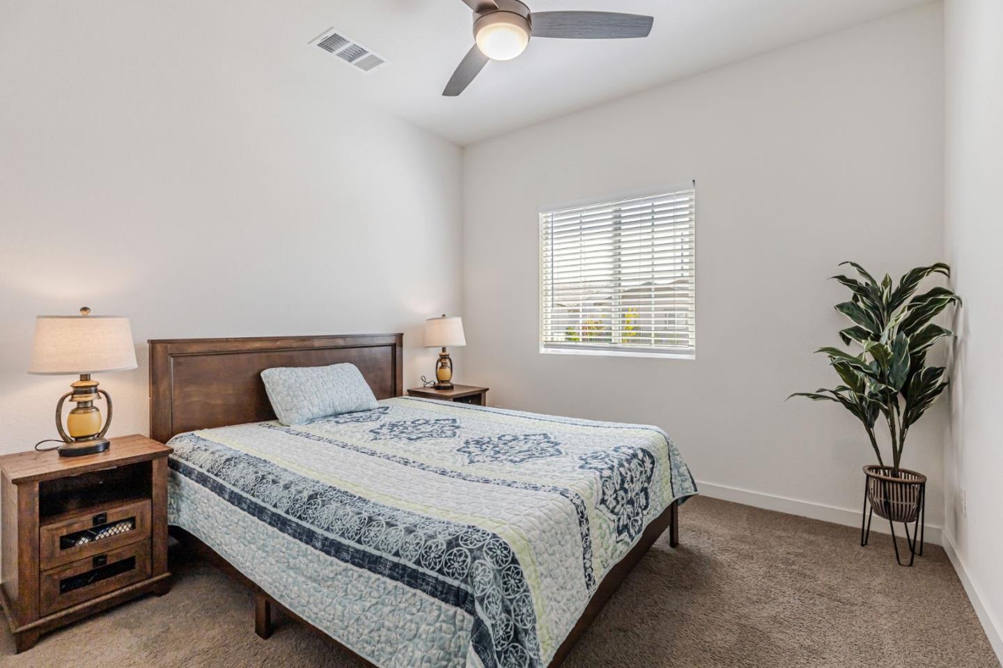 Detail Gallery Image 7 of 30 For 4840 Ambrosia Ct, Roseville,  CA 95747 - 3 Beds | 2 Baths