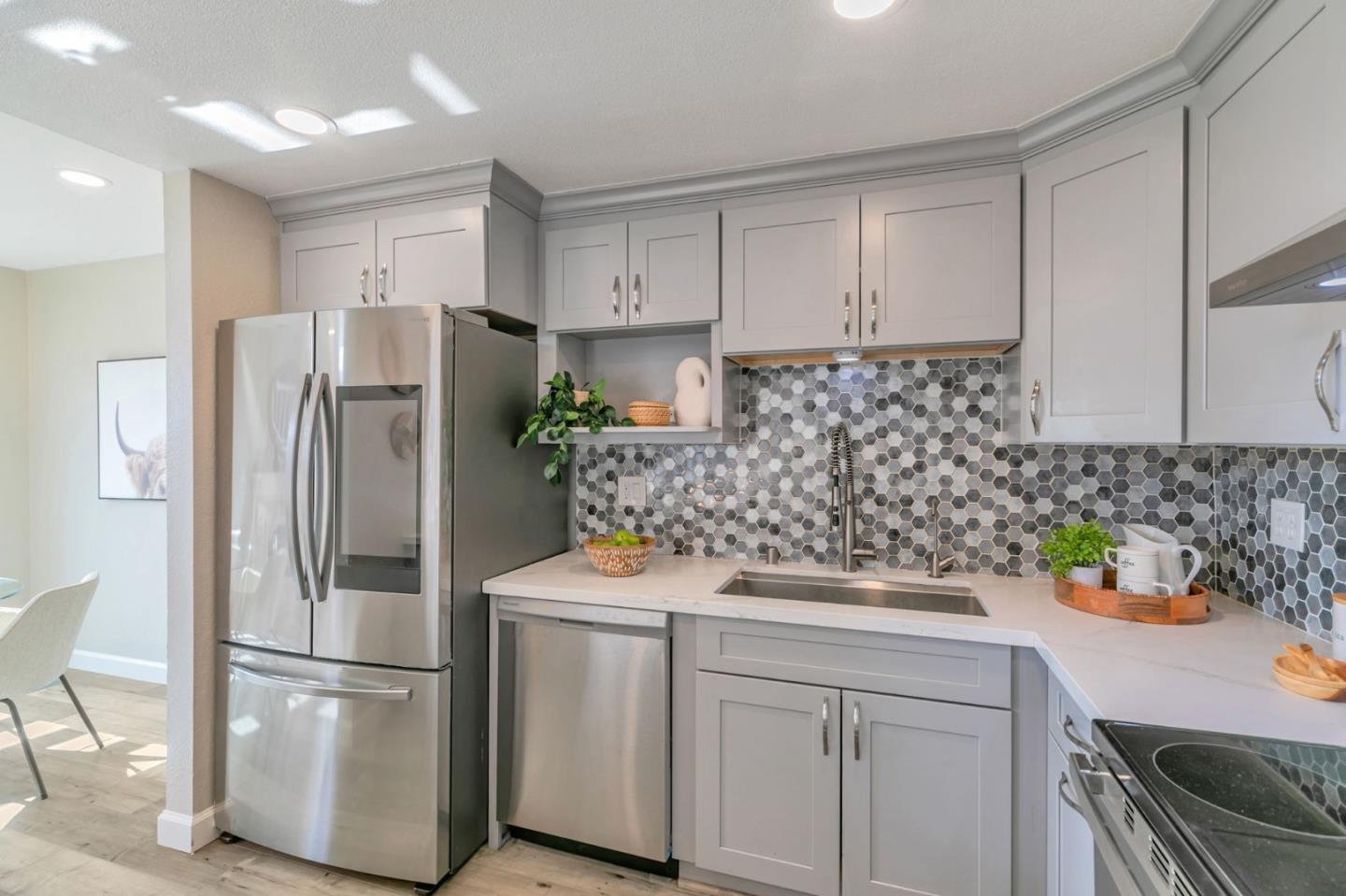 Detail Gallery Image 13 of 54 For 25 Terfidia Ln, Milpitas,  CA 95035 - 3 Beds | 2/1 Baths
