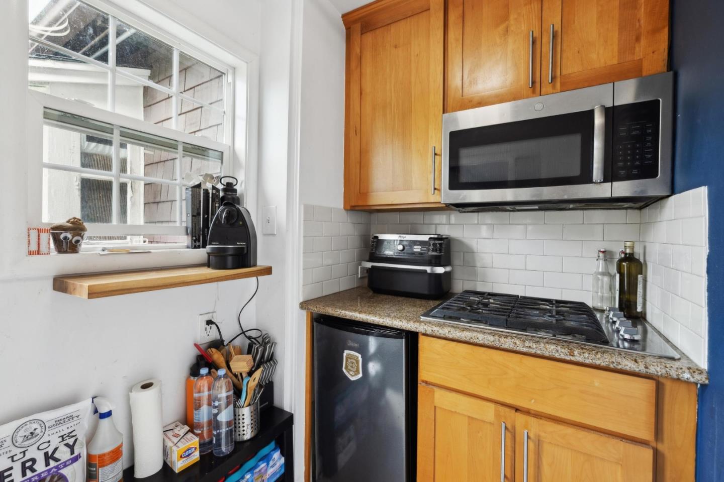 Detail Gallery Image 26 of 43 For 1117 Chula Vista Ave, Burlingame,  CA 94010 - 2 Beds | 2 Baths