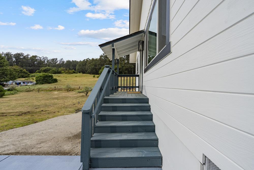 Detail Gallery Image 4 of 61 For 92 Hambey Ln, Royal Oaks,  CA 95076 - 4 Beds | 2 Baths