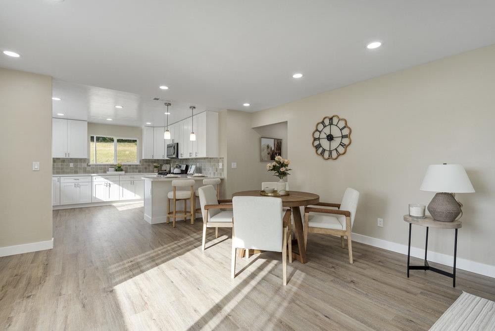 Detail Gallery Image 9 of 61 For 92 Hambey Ln, Royal Oaks,  CA 95076 - 4 Beds | 2 Baths