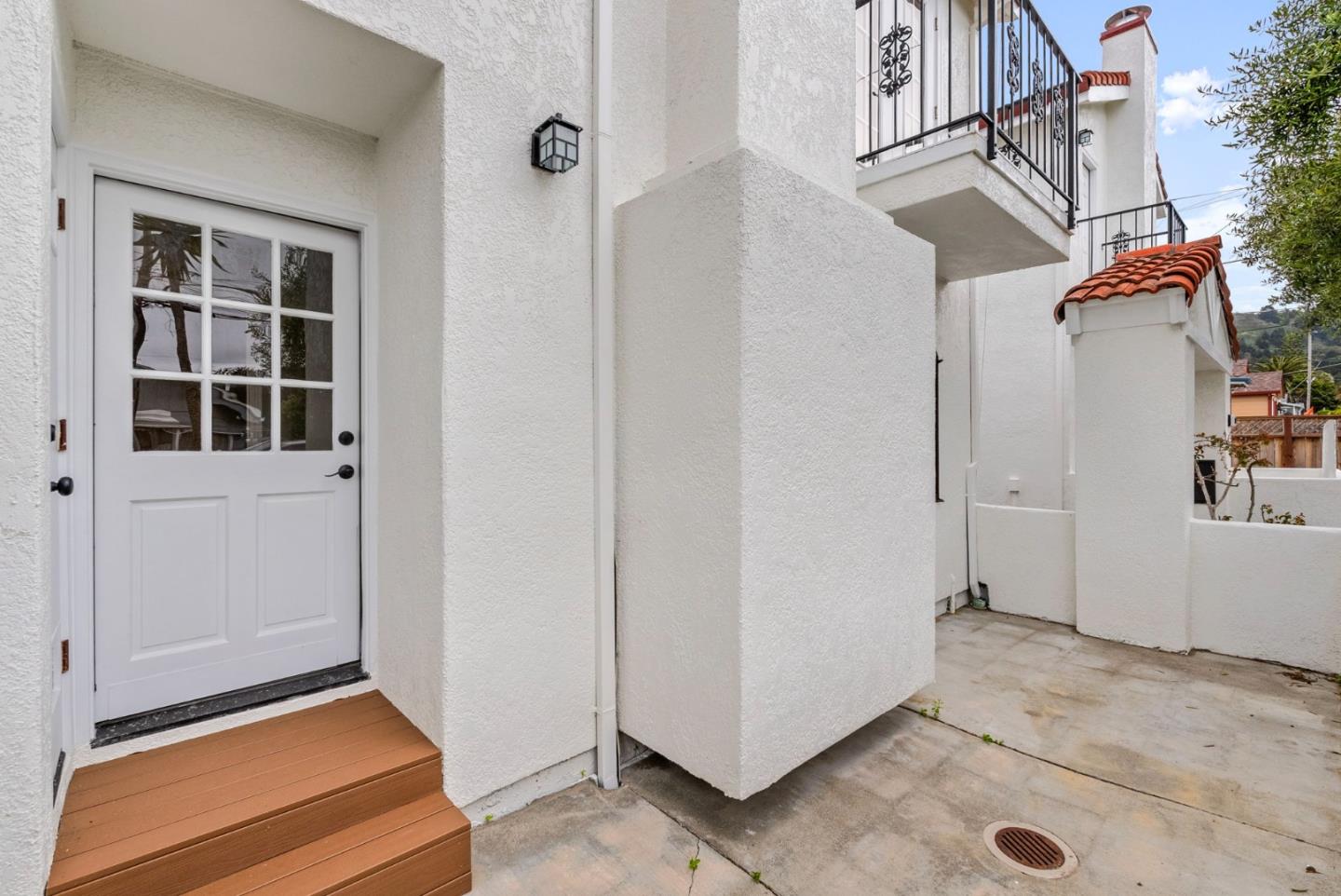 Detail Gallery Image 29 of 30 For 225 Moana Pl, Pacifica,  CA 94044 - 7 Beds | 3/2 Baths
