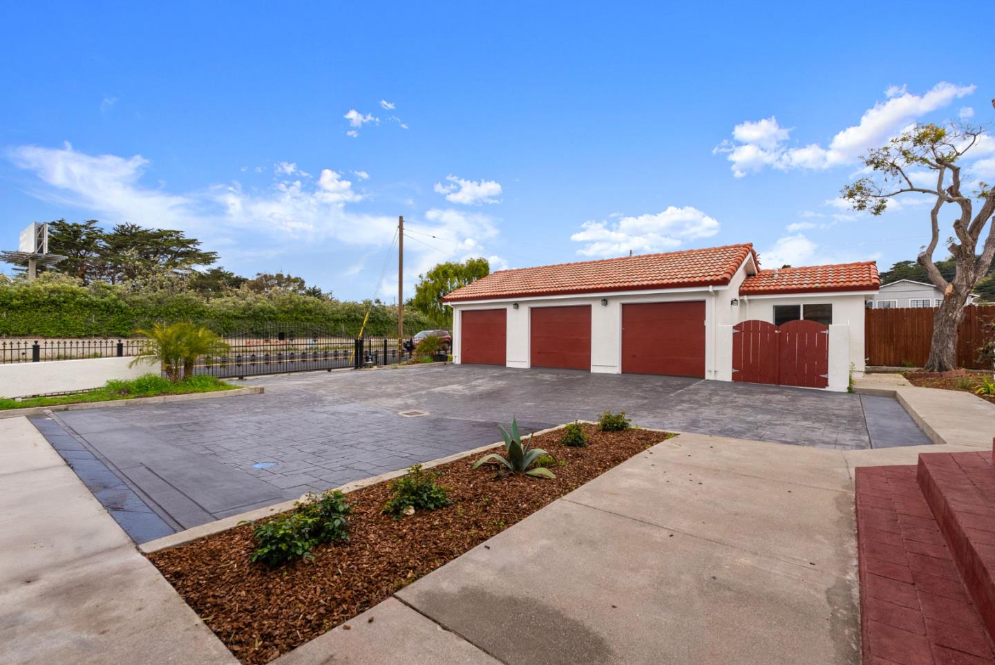 Detail Gallery Image 30 of 30 For 225 Moana Pl, Pacifica,  CA 94044 - 7 Beds | 3/2 Baths