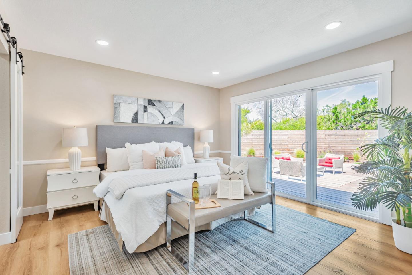Detail Gallery Image 25 of 77 For 301 Shelter Cove Dr, El Granada,  CA 94019 - 3 Beds | 2 Baths