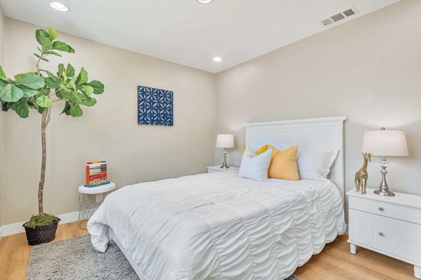 Detail Gallery Image 34 of 77 For 301 Shelter Cove Dr, El Granada,  CA 94019 - 3 Beds | 2 Baths