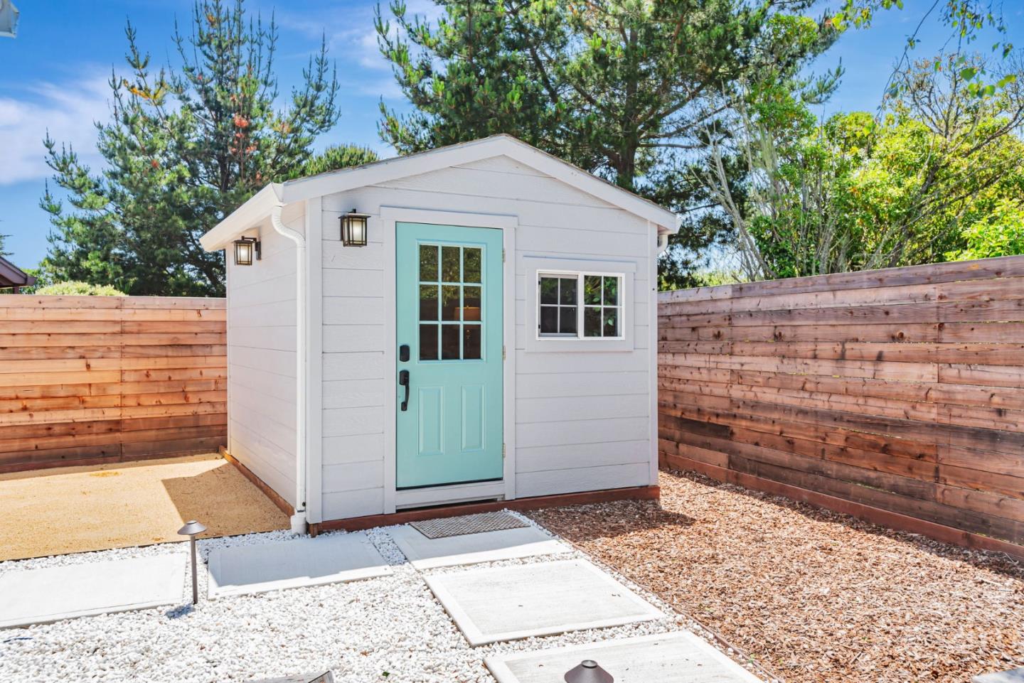 Detail Gallery Image 47 of 77 For 301 Shelter Cove Dr, El Granada,  CA 94019 - 3 Beds | 2 Baths