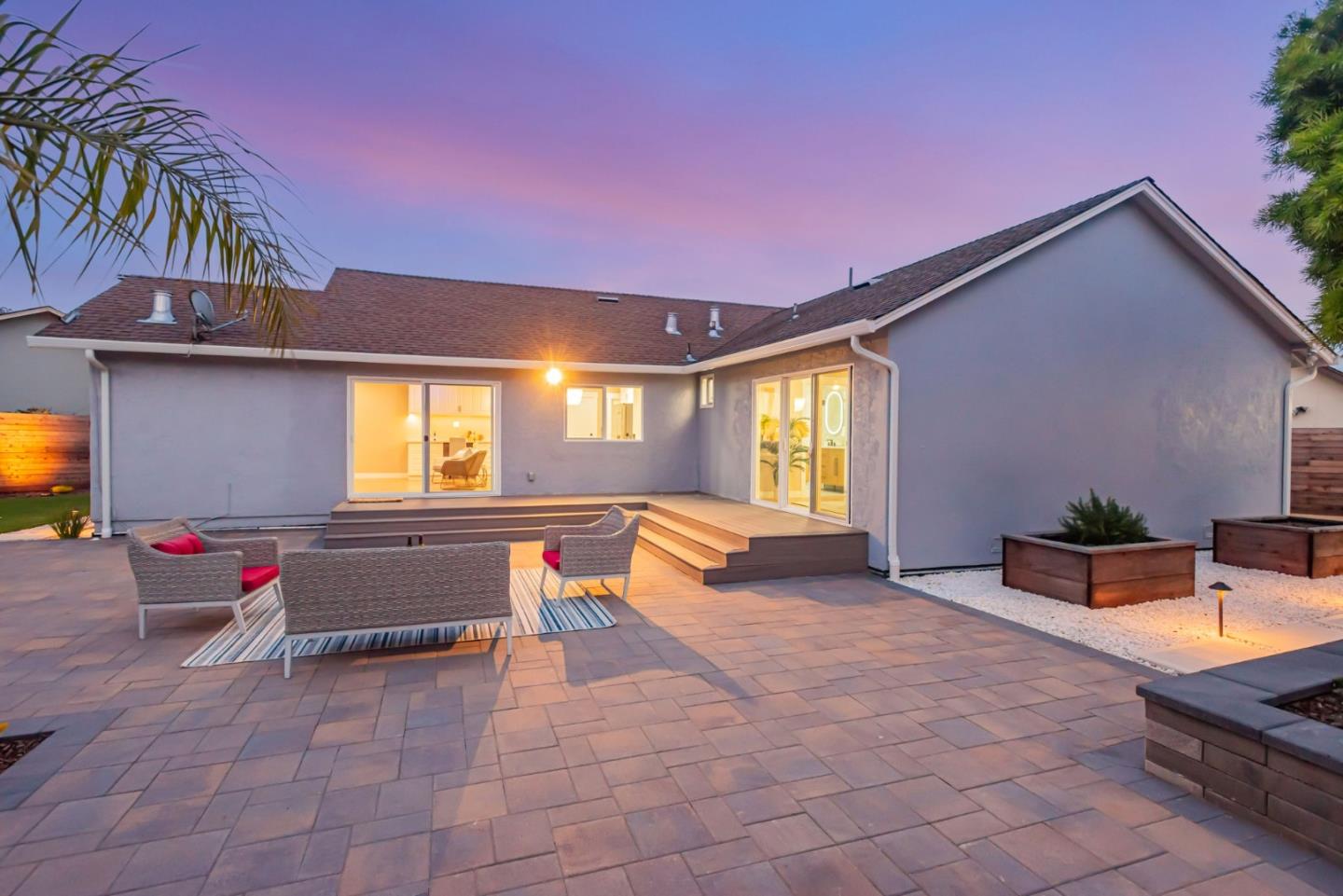 Detail Gallery Image 52 of 77 For 301 Shelter Cove Dr, El Granada,  CA 94019 - 3 Beds | 2 Baths