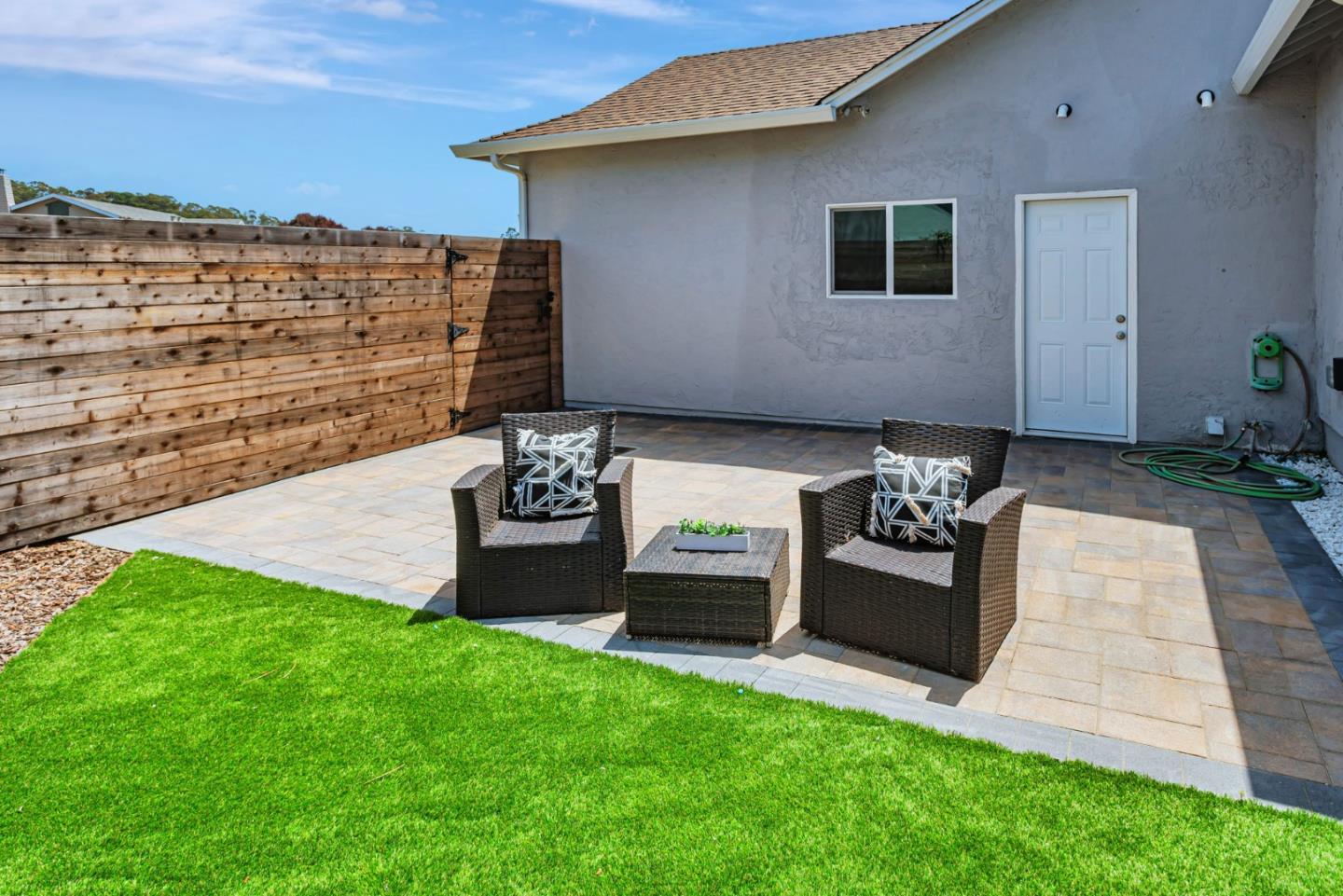 Detail Gallery Image 55 of 77 For 301 Shelter Cove Dr, El Granada,  CA 94019 - 3 Beds | 2 Baths
