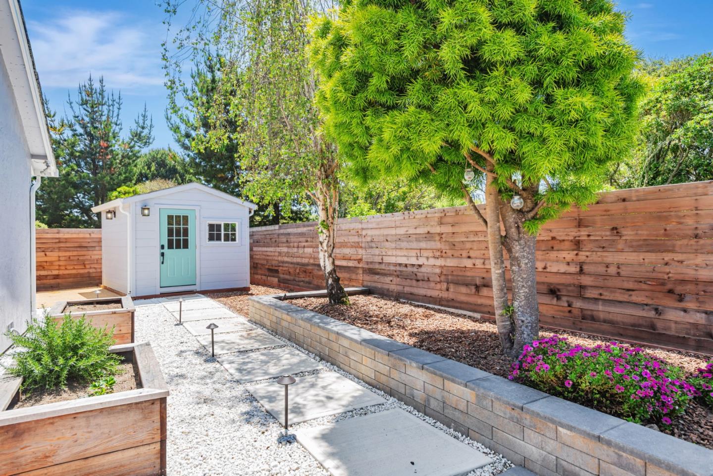 Detail Gallery Image 59 of 77 For 301 Shelter Cove Dr, El Granada,  CA 94019 - 3 Beds | 2 Baths