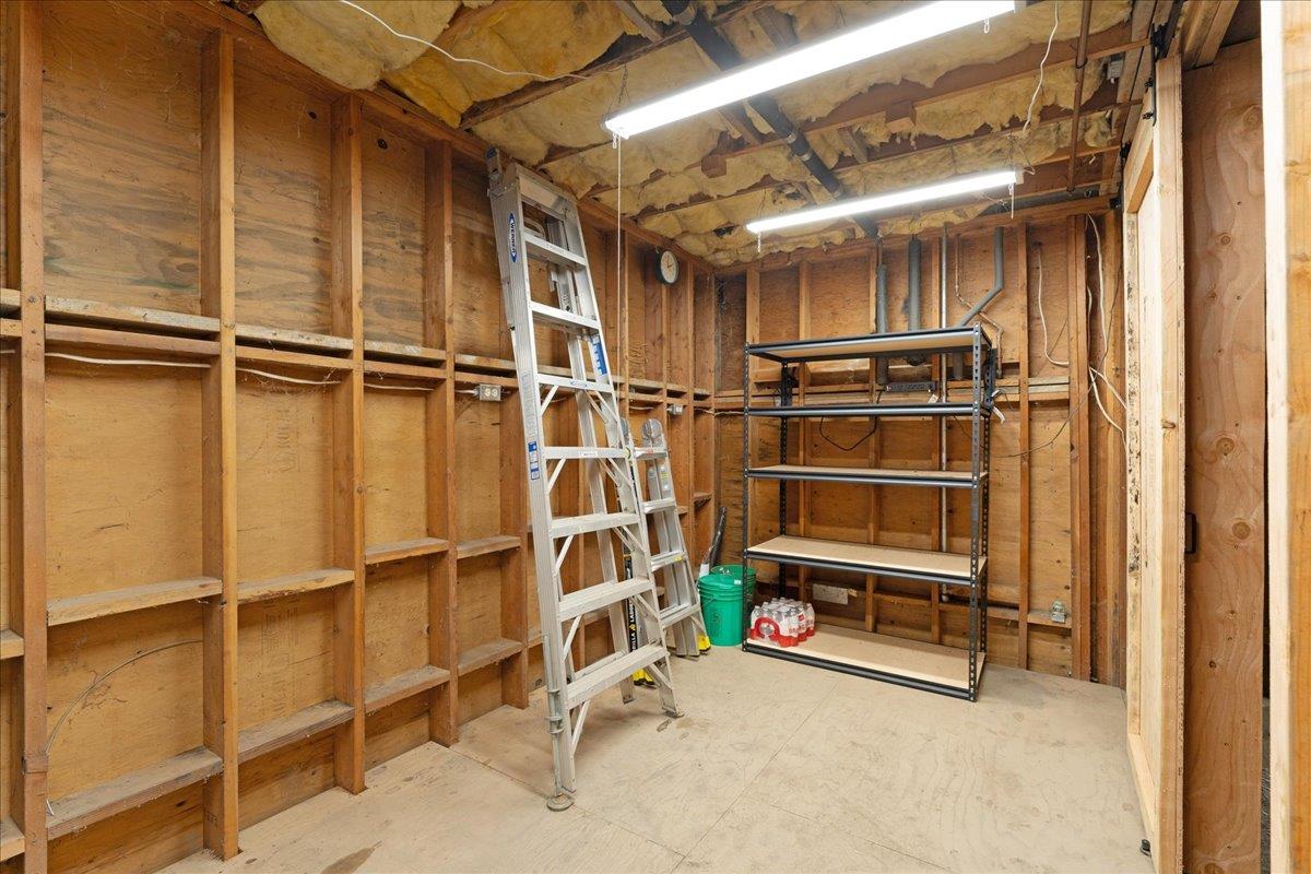 Detail Gallery Image 36 of 41 For 250 Homestead Trl, Santa Cruz,  CA 95060 - 4 Beds | 2 Baths