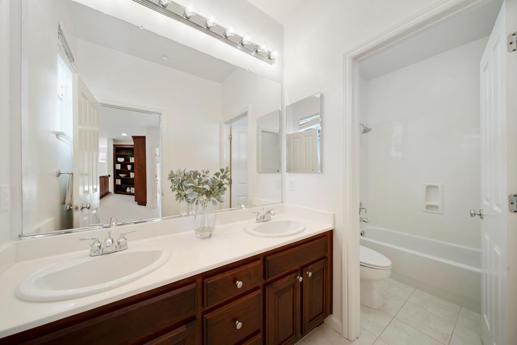 Detail Gallery Image 31 of 44 For 3509 Bering Dr, San Bruno,  CA 94066 - 4 Beds | 3 Baths