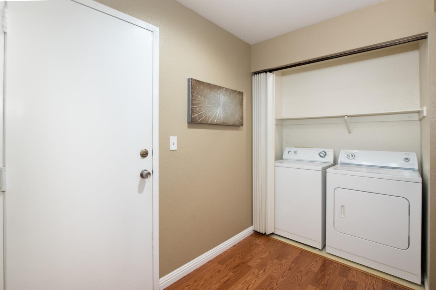 Detail Gallery Image 9 of 9 For 34 Cherry Crest Ln, San Jose,  CA 95136 - 2 Beds | 2 Baths