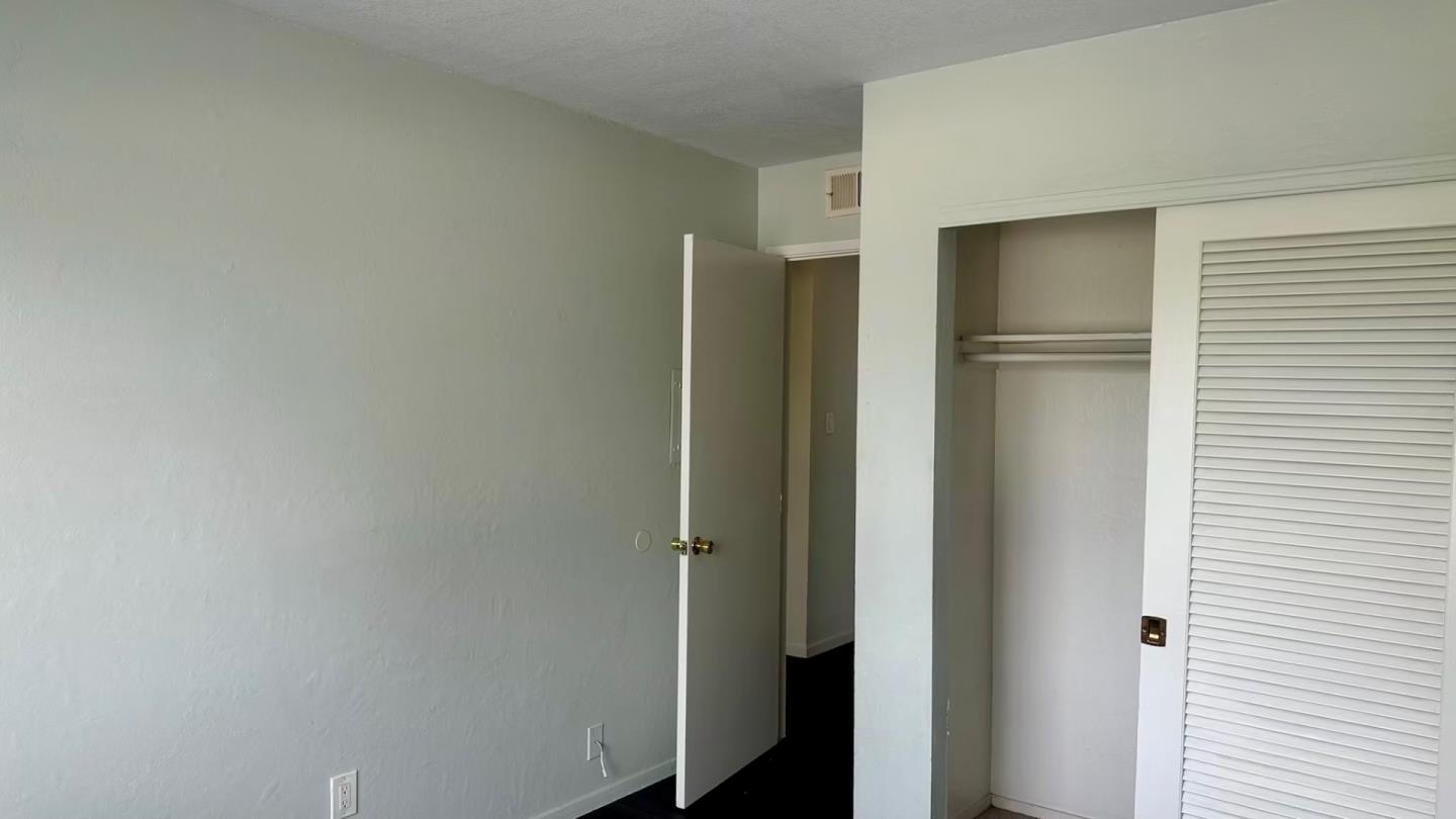 Detail Gallery Image 10 of 16 For 337 Blossom Hill Rd #4,  San Jose,  CA 95123 - 2 Beds | 1 Baths