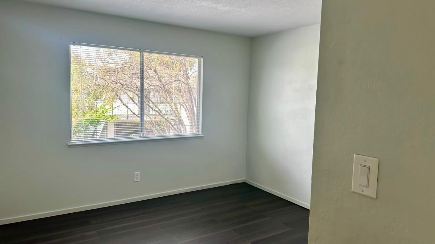 Detail Gallery Image 12 of 16 For 337 Blossom Hill Rd #4,  San Jose,  CA 95123 - 2 Beds | 1 Baths