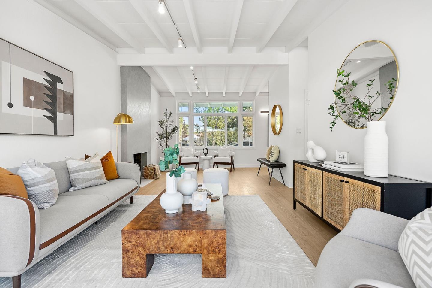 Detail Gallery Image 11 of 37 For 213 Thompson Sq, Mountain View,  CA 94043 - 3 Beds | 2 Baths