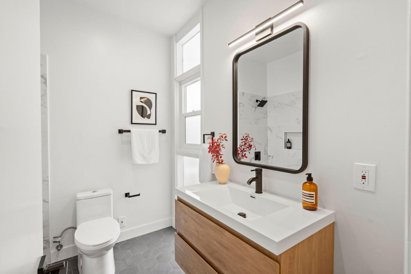 Detail Gallery Image 29 of 37 For 213 Thompson Sq, Mountain View,  CA 94043 - 3 Beds | 2 Baths