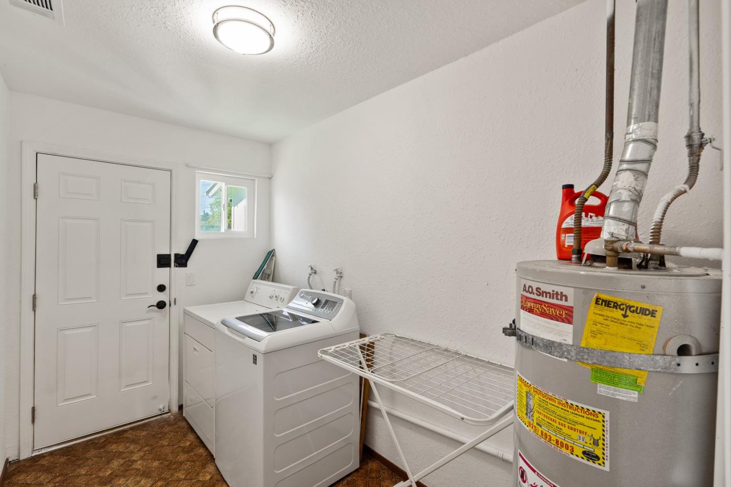 Detail Gallery Image 13 of 30 For 2801 Sunset Ln, Antioch,  CA 94509 - 3 Beds | 2 Baths