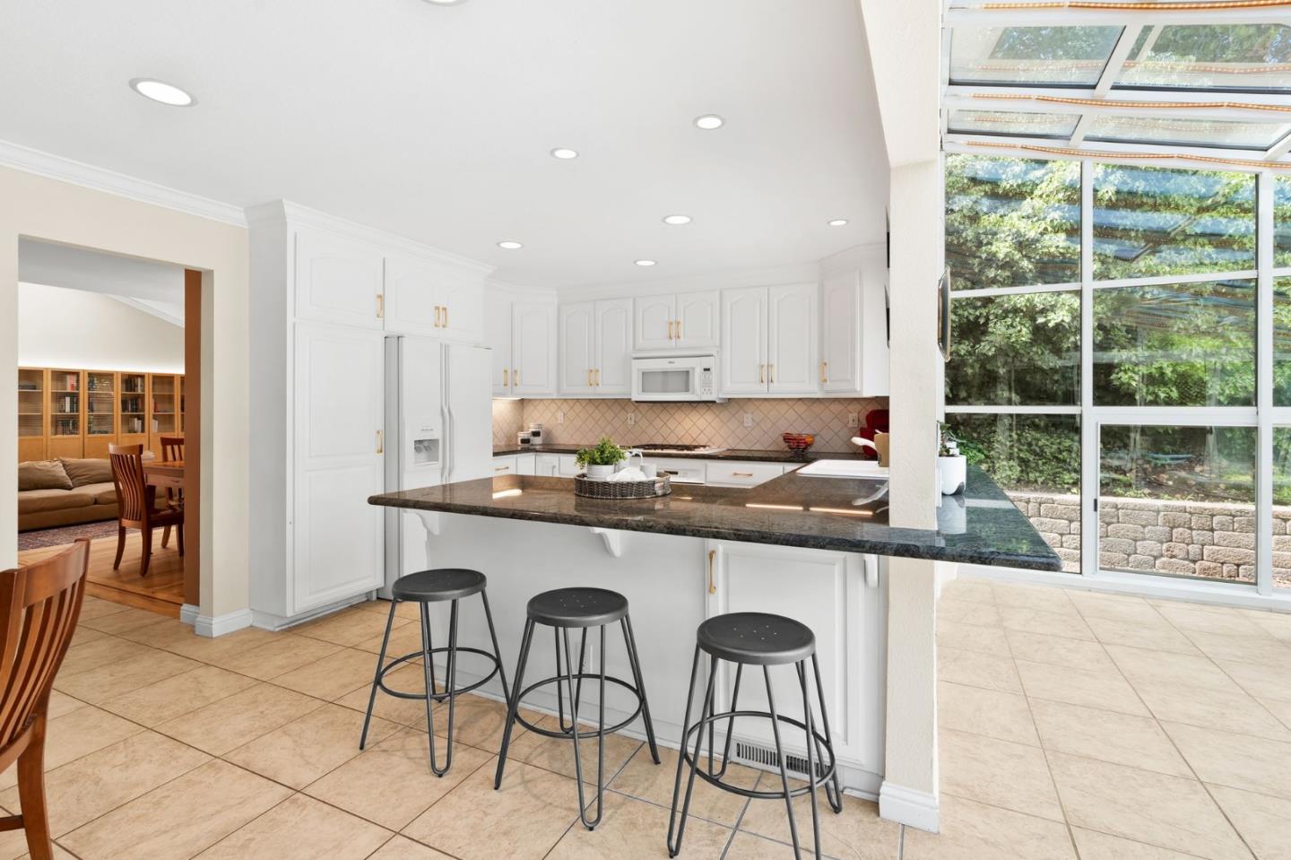 Detail Gallery Image 13 of 49 For 6449 Cottle Rd, San Jose,  CA 95123 - 4 Beds | 2/1 Baths