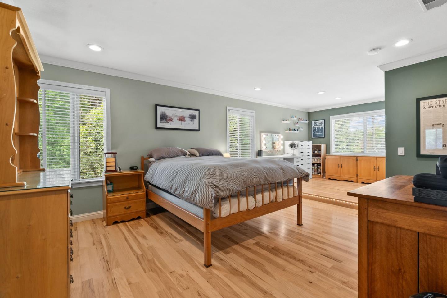 Detail Gallery Image 22 of 49 For 6449 Cottle Rd, San Jose,  CA 95123 - 4 Beds | 2/1 Baths
