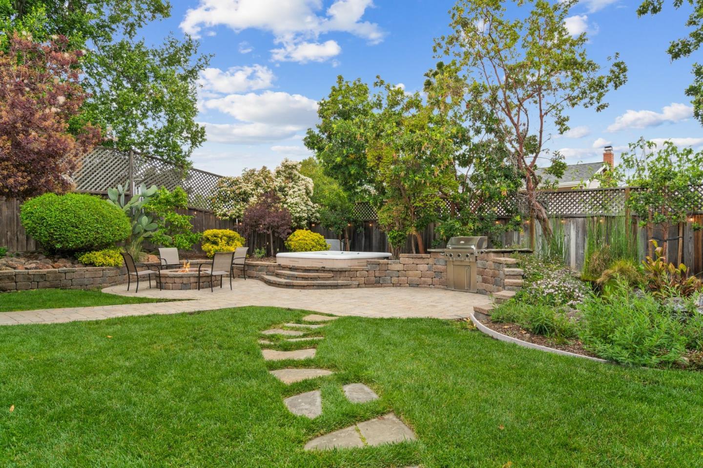Detail Gallery Image 34 of 49 For 6449 Cottle Rd, San Jose,  CA 95123 - 4 Beds | 2/1 Baths