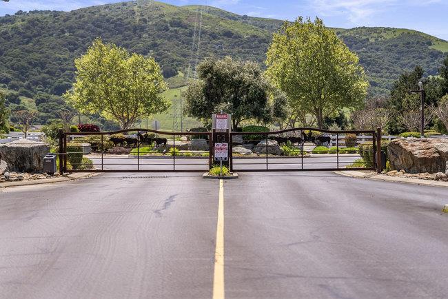 Detail Gallery Image 63 of 70 For 966 Calle Cruz, San Juan Bautista,  CA 95045 - 4 Beds | 3 Baths