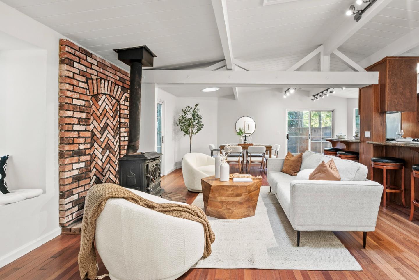 Detail Gallery Image 15 of 64 For 107 Maywood Dr, Boulder Creek,  CA 95006 - 3 Beds | 1/1 Baths