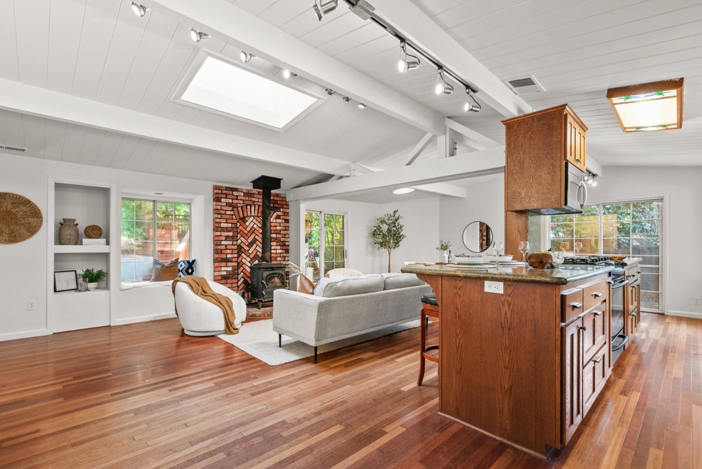 Detail Gallery Image 3 of 64 For 107 Maywood Dr, Boulder Creek,  CA 95006 - 3 Beds | 1/1 Baths