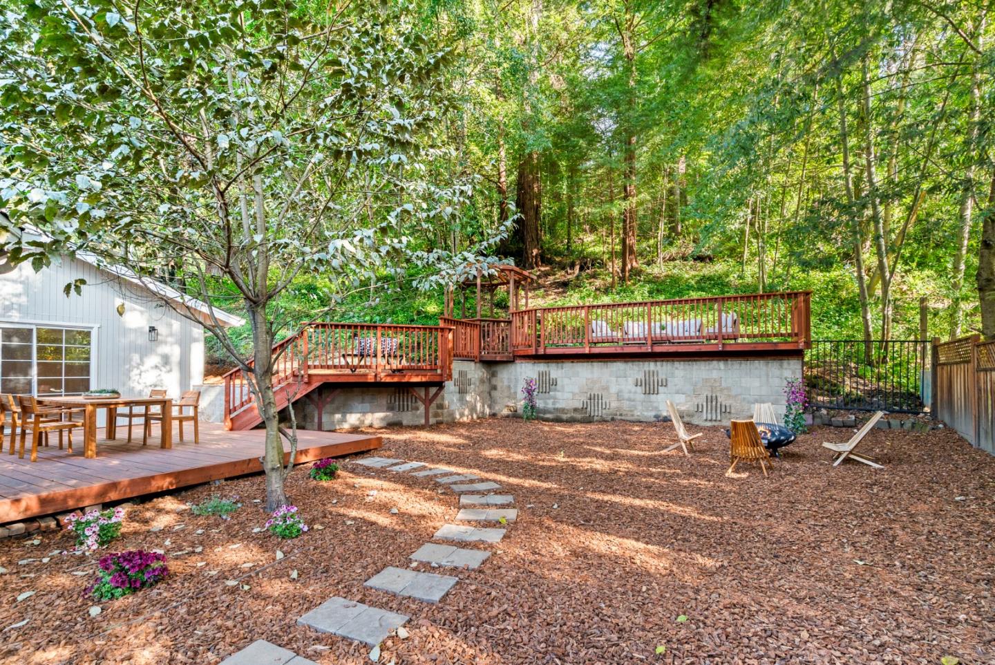 Detail Gallery Image 41 of 64 For 107 Maywood Dr, Boulder Creek,  CA 95006 - 3 Beds | 1/1 Baths