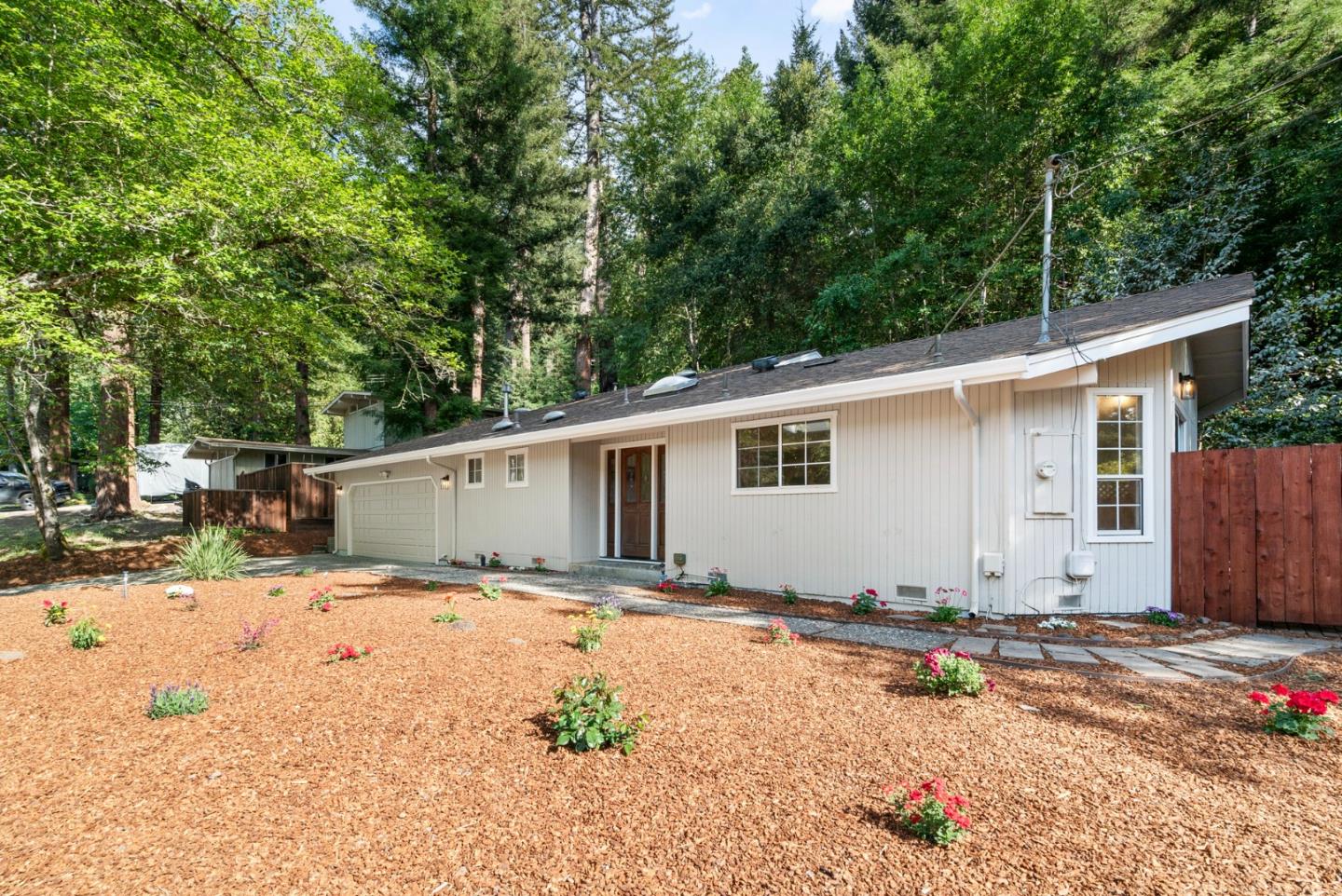 Detail Gallery Image 52 of 64 For 107 Maywood Dr, Boulder Creek,  CA 95006 - 3 Beds | 1/1 Baths