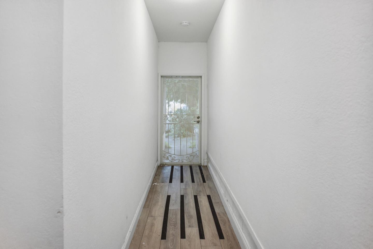 Detail Gallery Image 2 of 34 For 91 Lausanne Ave, Daly City,  CA 94014 - – Beds | – Baths