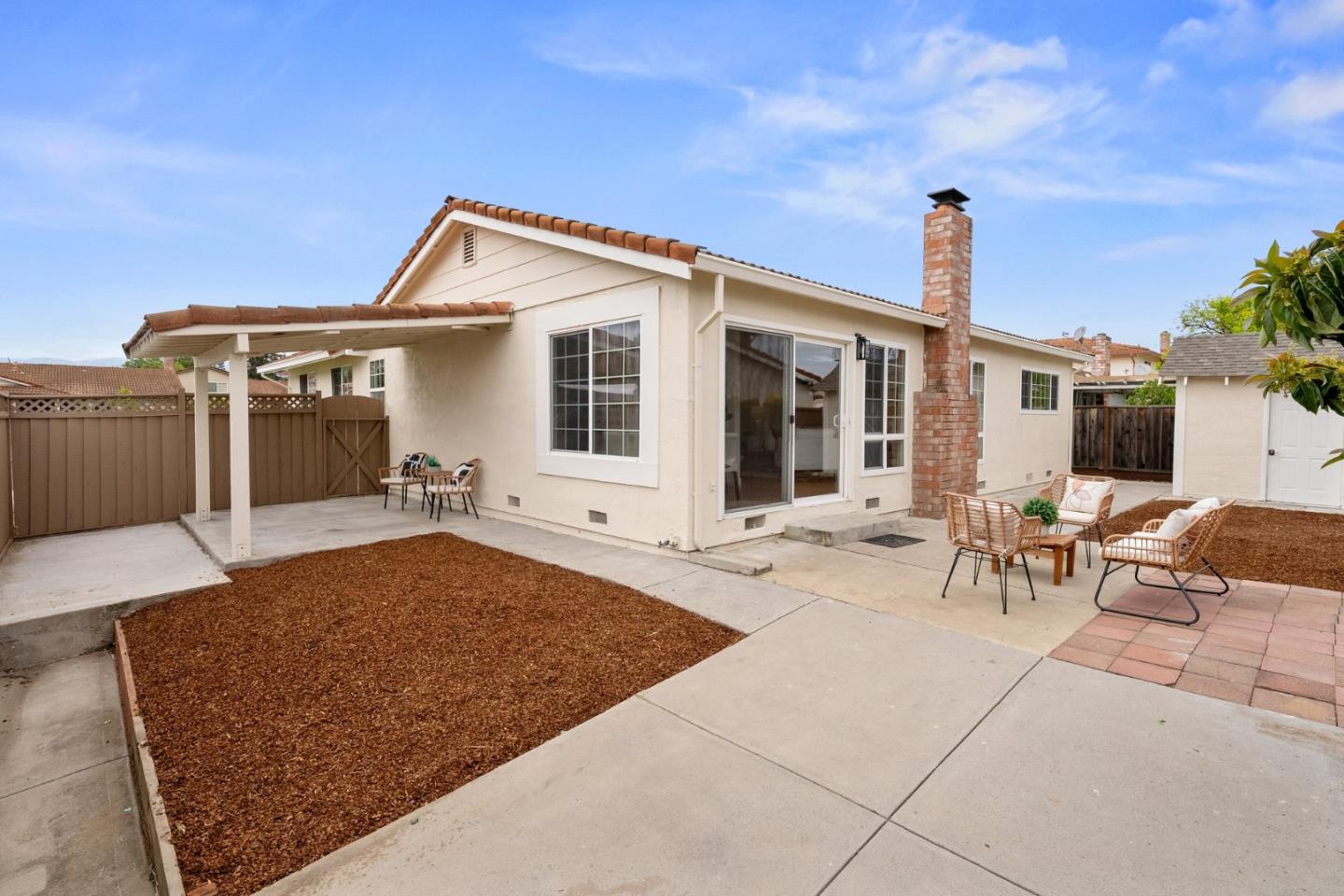 Detail Gallery Image 23 of 31 For 569 Blairburry Way, San Jose,  CA 95123 - 3 Beds | 2 Baths