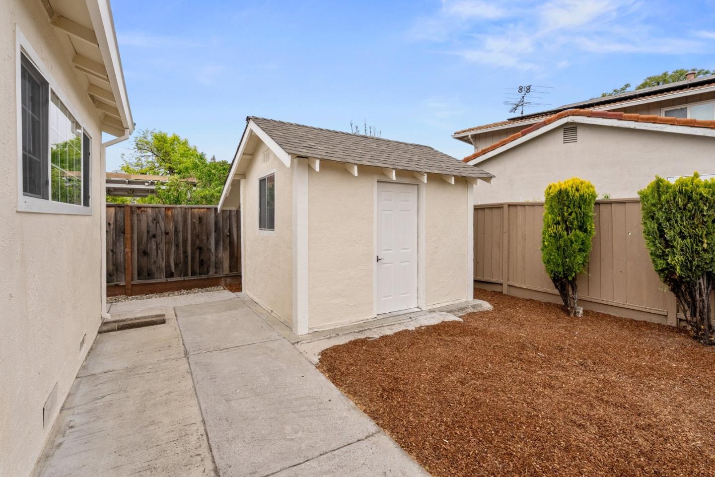 Detail Gallery Image 28 of 31 For 569 Blairburry Way, San Jose,  CA 95123 - 3 Beds | 2 Baths