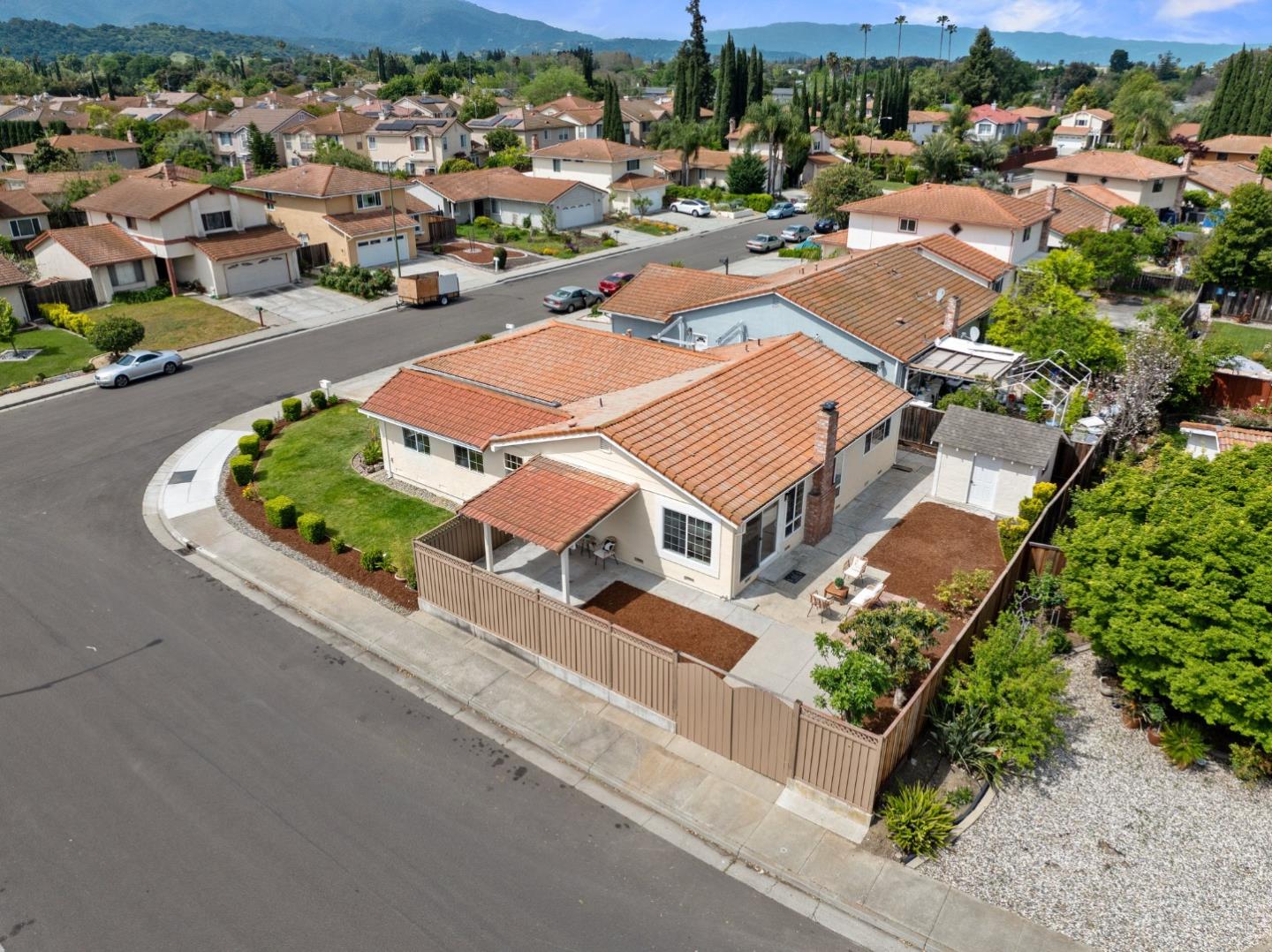 Detail Gallery Image 31 of 31 For 569 Blairburry Way, San Jose,  CA 95123 - 3 Beds | 2 Baths