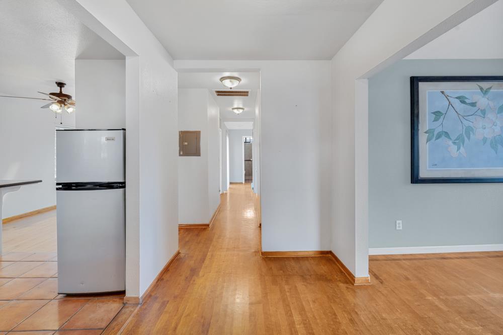 Detail Gallery Image 10 of 42 For 102 Dick Phelps Rd, Watsonville,  CA 95076 - 4 Beds | 2 Baths