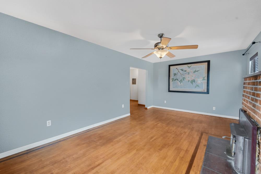 Detail Gallery Image 12 of 42 For 102 Dick Phelps Rd, Watsonville,  CA 95076 - 4 Beds | 2 Baths