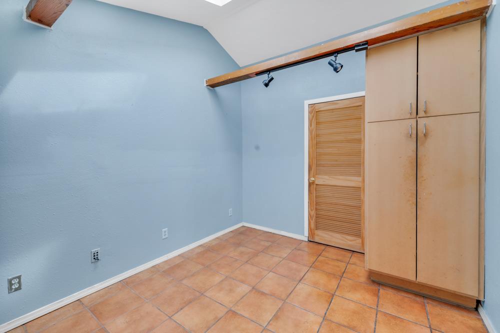 Detail Gallery Image 17 of 42 For 102 Dick Phelps Rd, Watsonville,  CA 95076 - 4 Beds | 2 Baths