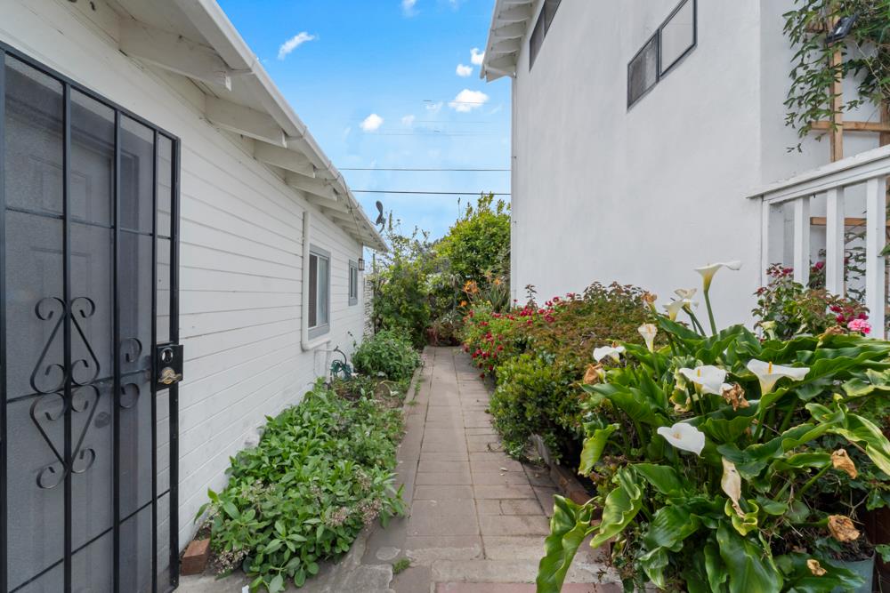 Detail Gallery Image 36 of 42 For 102 Dick Phelps Rd, Watsonville,  CA 95076 - 4 Beds | 2 Baths