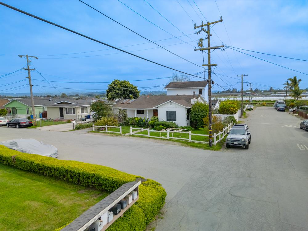 Detail Gallery Image 8 of 42 For 102 Dick Phelps Rd, Watsonville,  CA 95076 - 4 Beds | 2 Baths