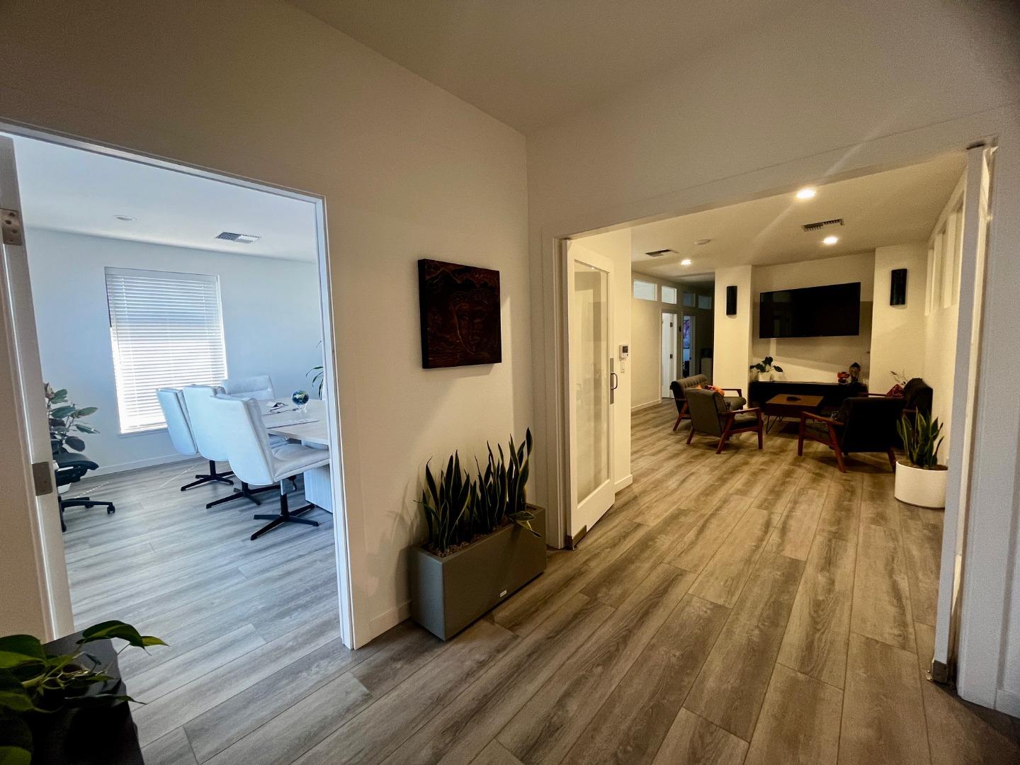 Detail Gallery Image 11 of 15 For 18 Hangar Way a,  Watsonville,  CA 95076 - – Beds | – Baths