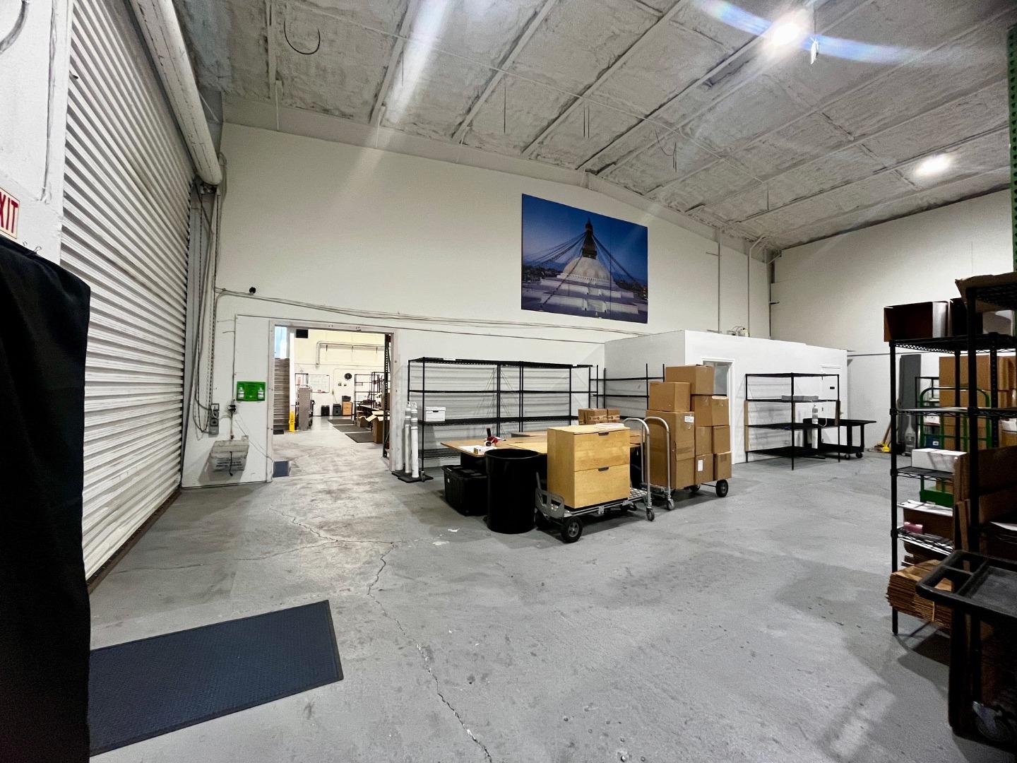 Detail Gallery Image 13 of 15 For 18 Hangar Way a,  Watsonville,  CA 95076 - – Beds | – Baths