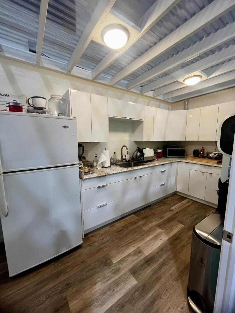 Detail Gallery Image 14 of 15 For 18 Hangar Way a,  Watsonville,  CA 95076 - – Beds | – Baths