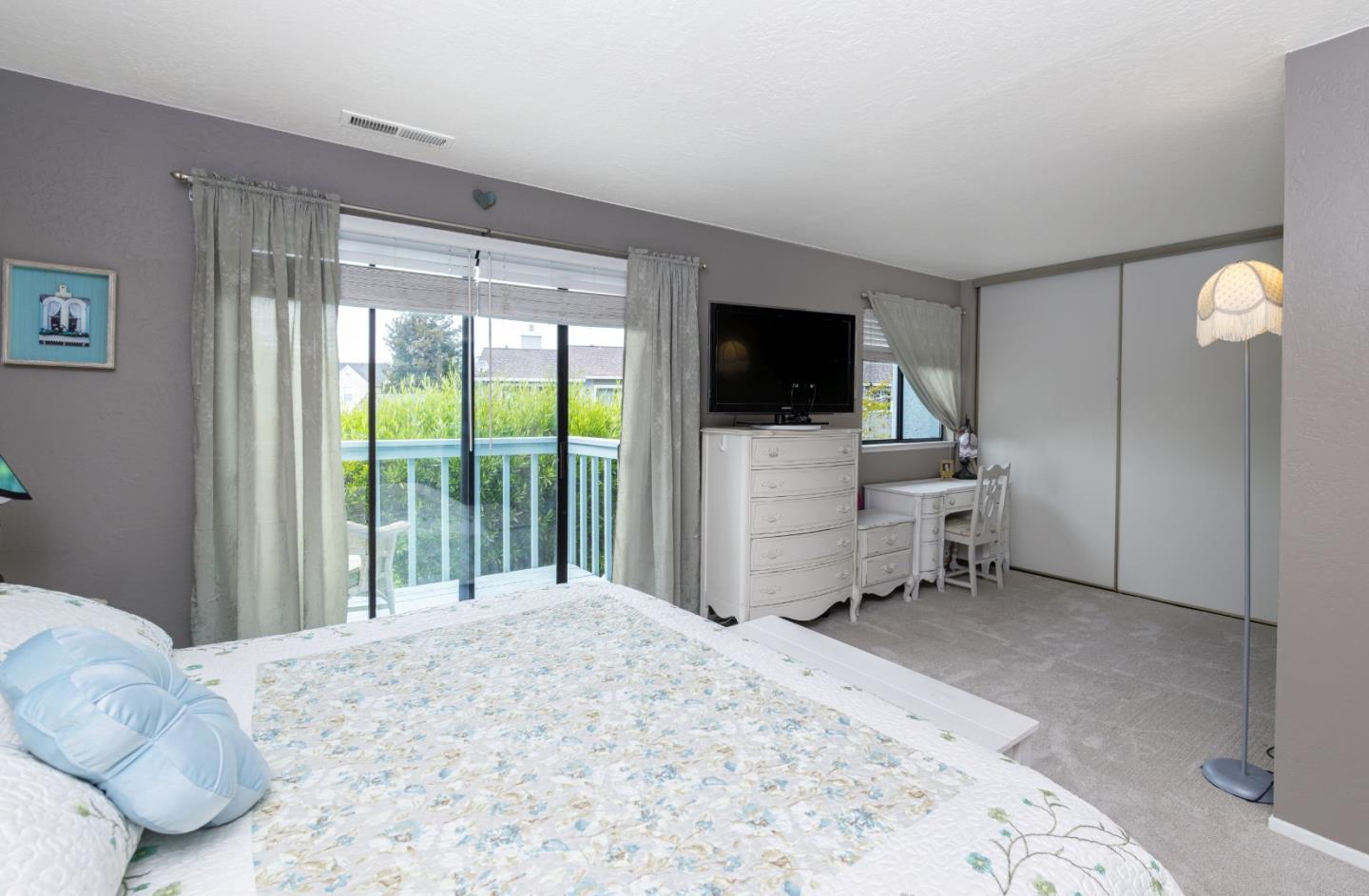 Detail Gallery Image 16 of 33 For 3024 Buckingham Ln #14,  Santa Cruz,  CA 95062 - 2 Beds | 1/1 Baths