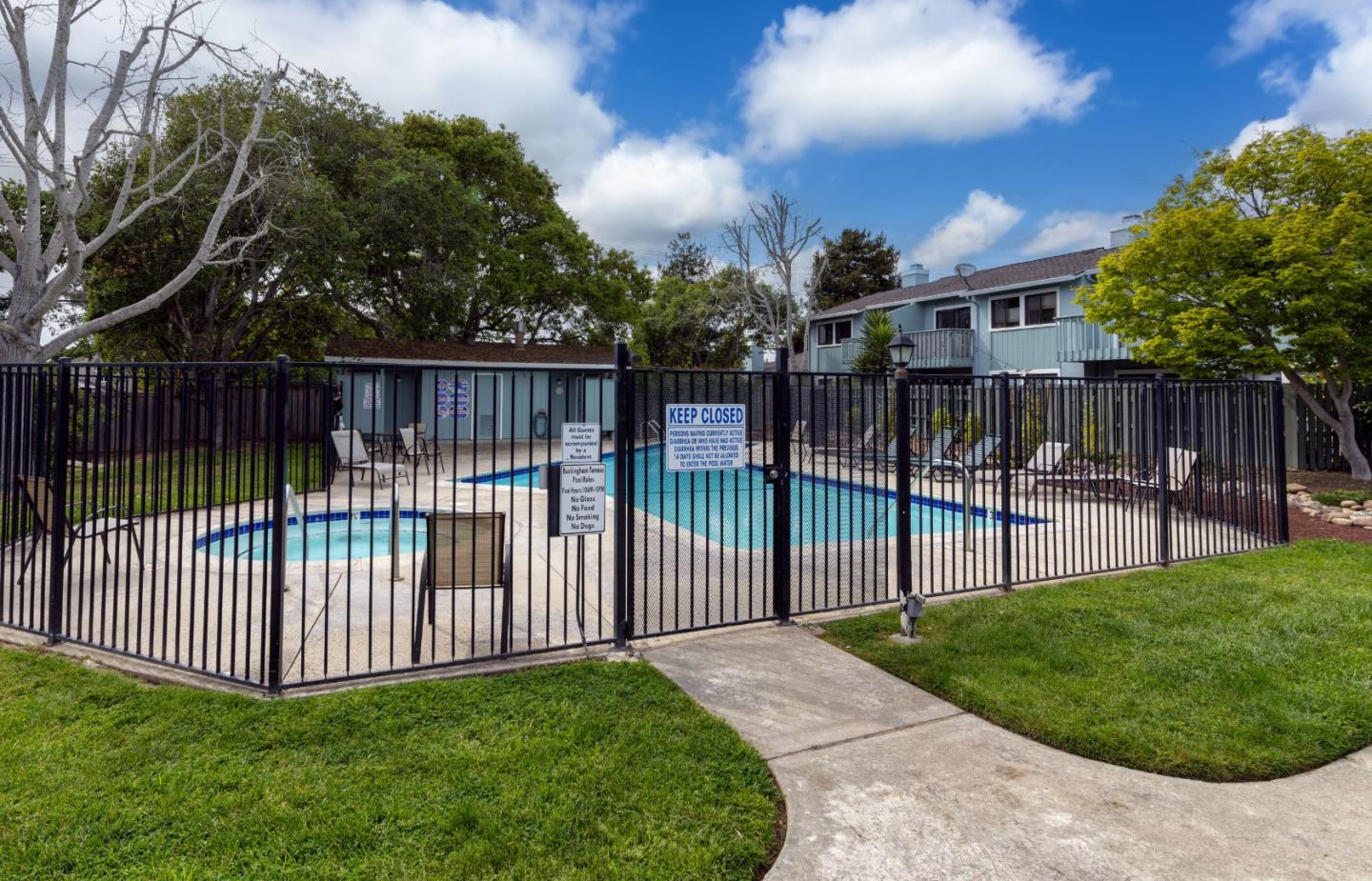 Detail Gallery Image 21 of 33 For 3024 Buckingham Ln #14,  Santa Cruz,  CA 95062 - 2 Beds | 1/1 Baths
