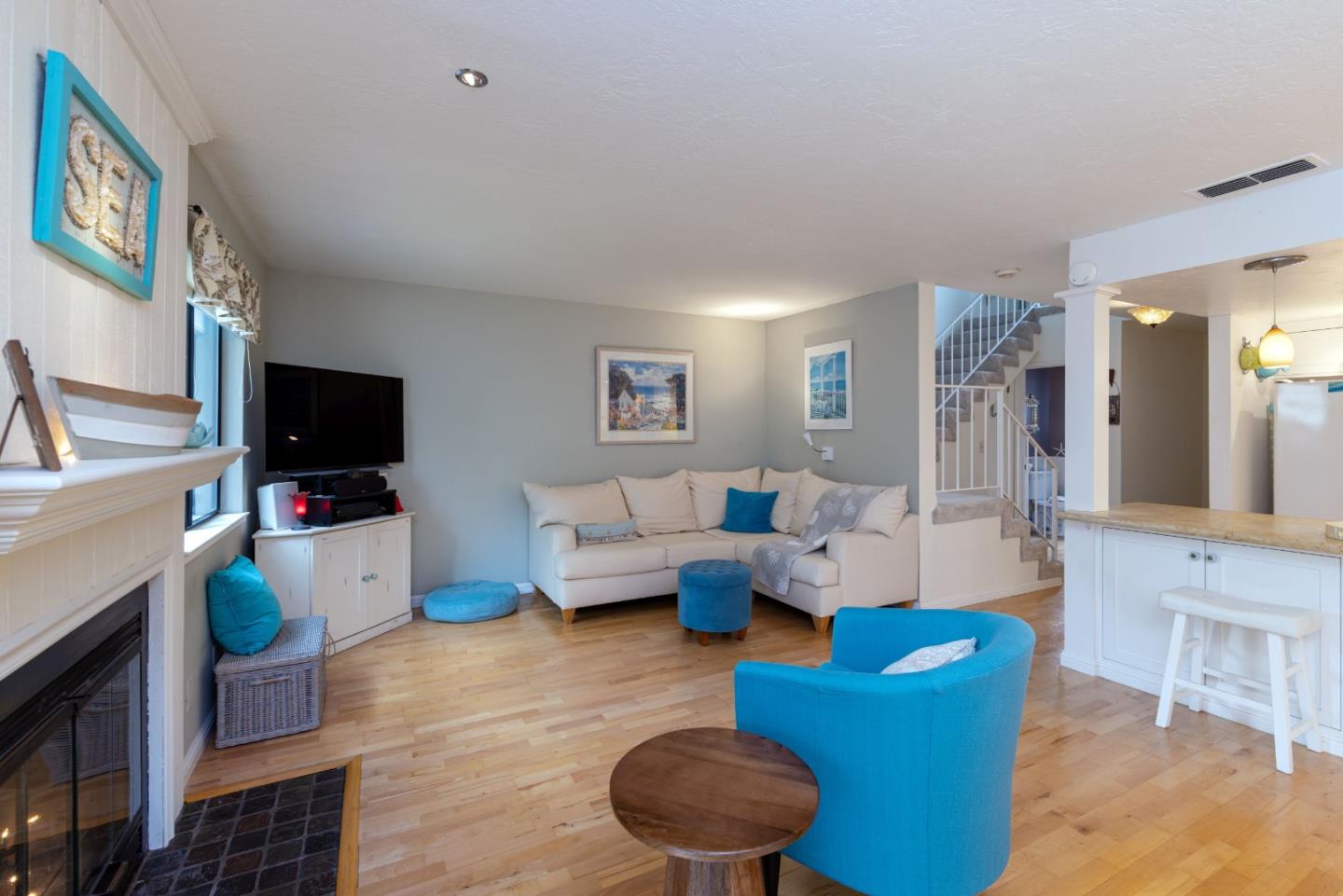 Detail Gallery Image 8 of 33 For 3024 Buckingham Ln #14,  Santa Cruz,  CA 95062 - 2 Beds | 1/1 Baths
