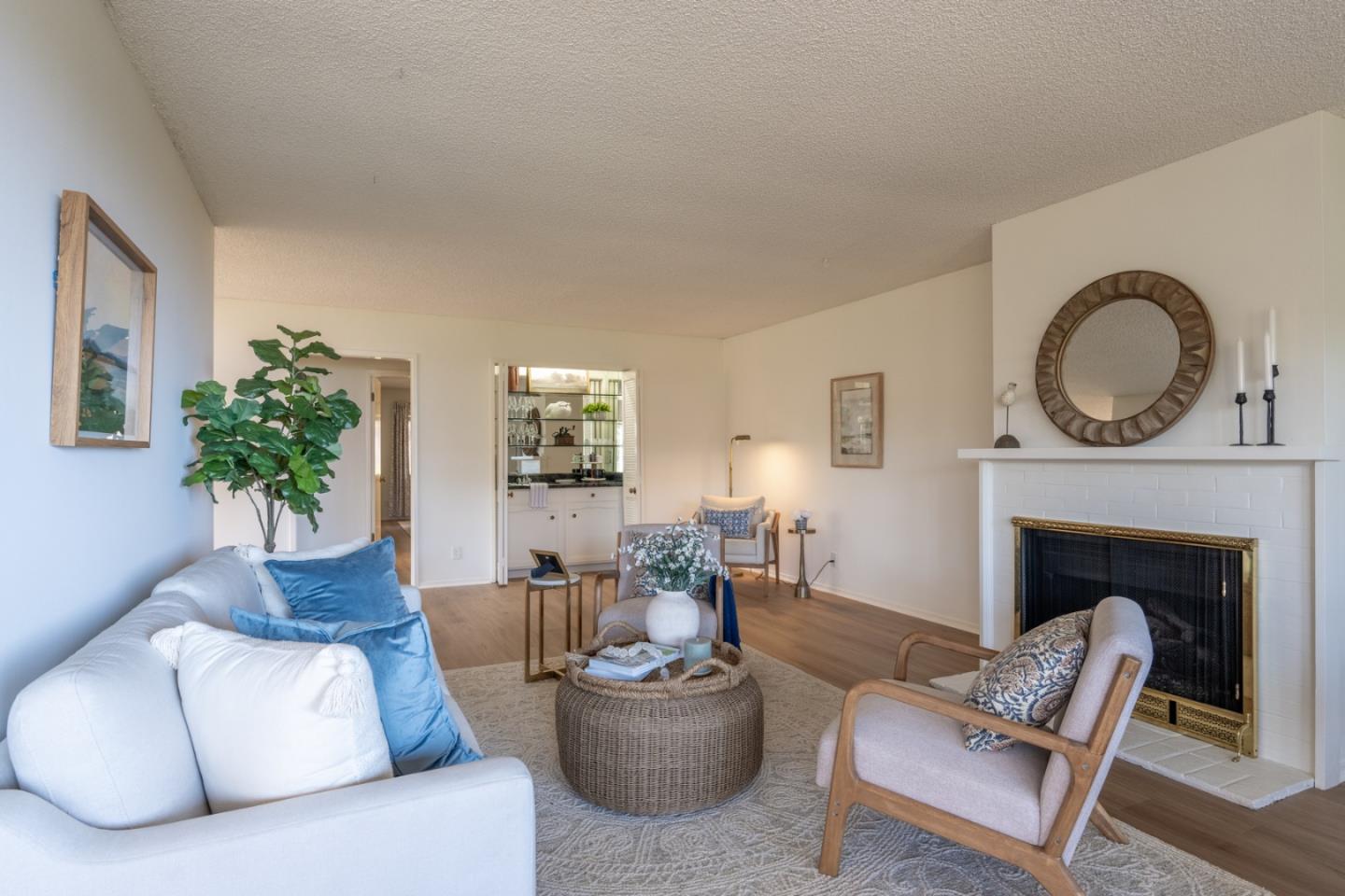 Detail Gallery Image 5 of 21 For 56 Skyline Crest Dr, Monterey,  CA 93940 - 3 Beds | 3 Baths